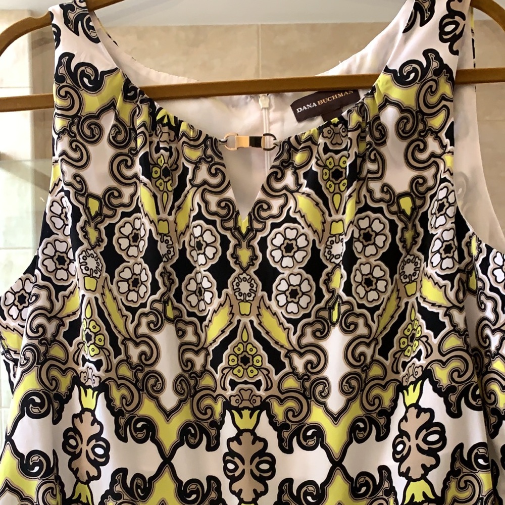 EUC XL Dana Buchman sleeveless blouse